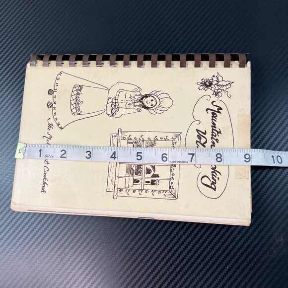 Mountain Cooking Vol 2 Cookbook United Methodist Women Georgia 1984 Spiral - Picture 9 of 10